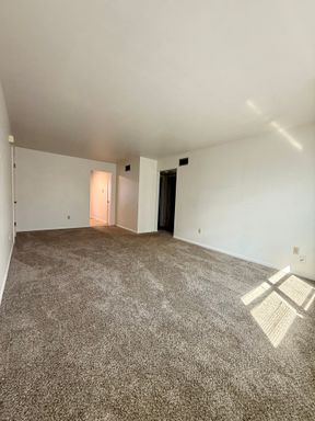 property 1206 W 9th St