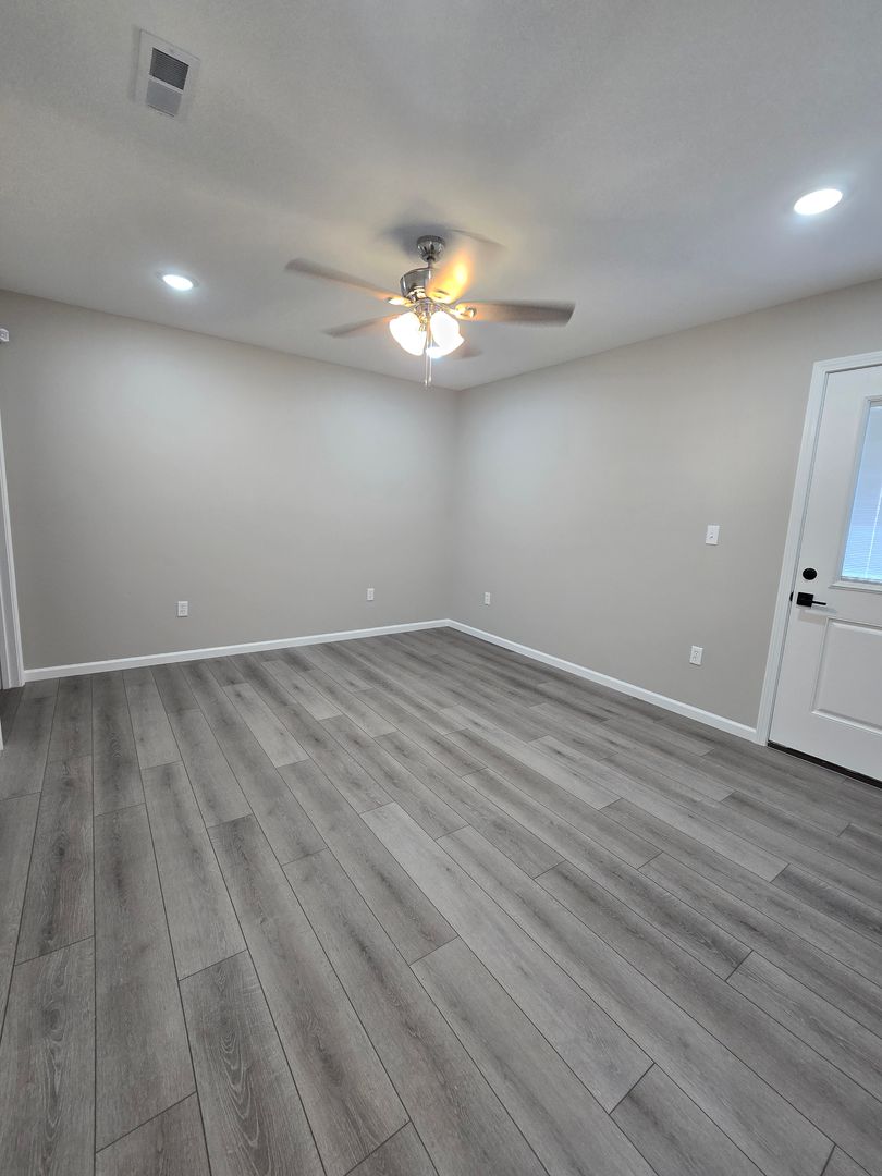 property for rent #6