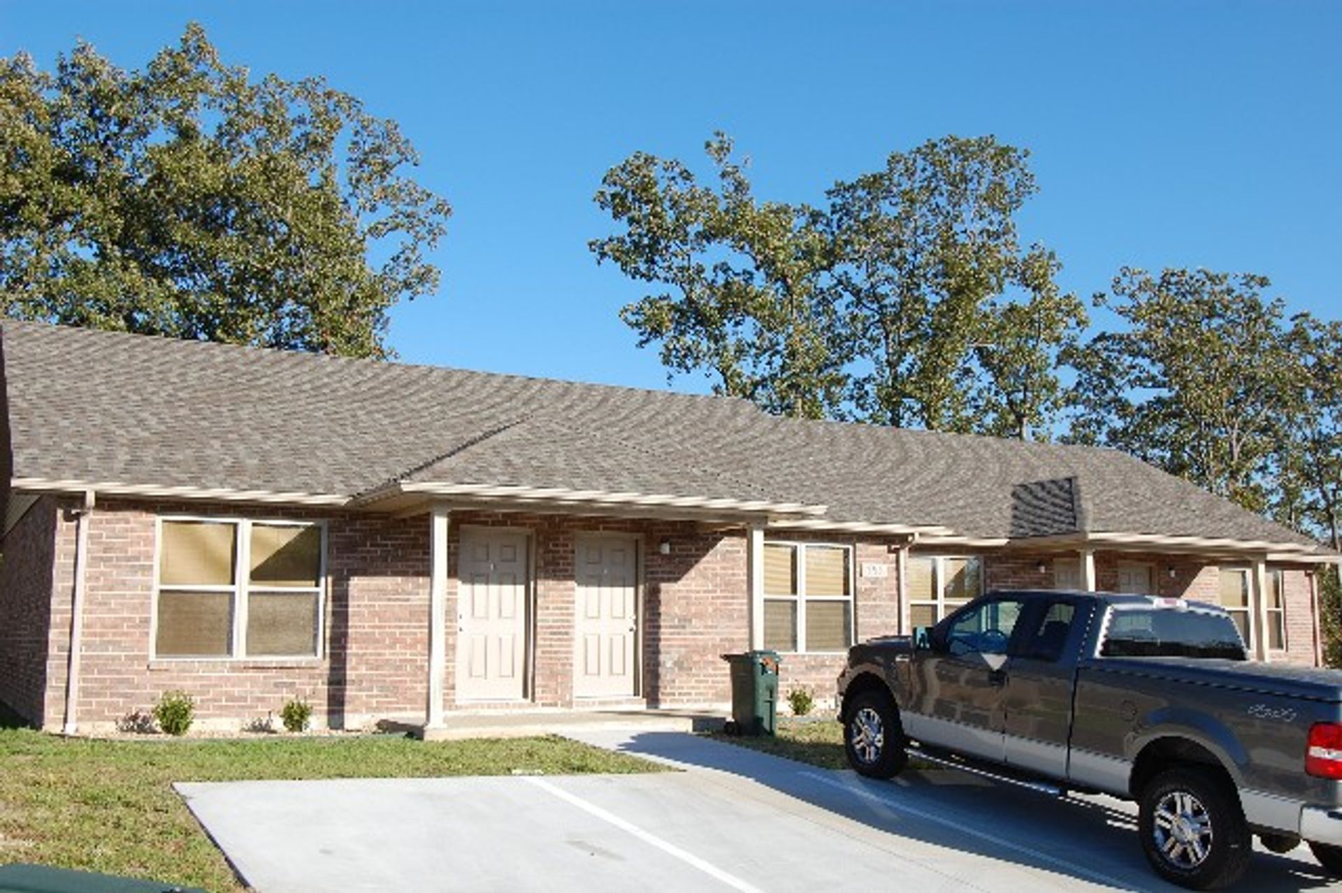 property for rent #1