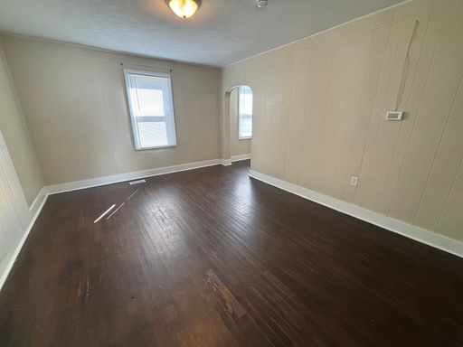 property 1028 E Blaine St