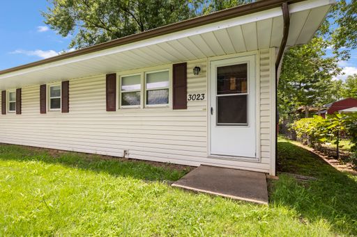 property 3023 S. Franklin Ave.