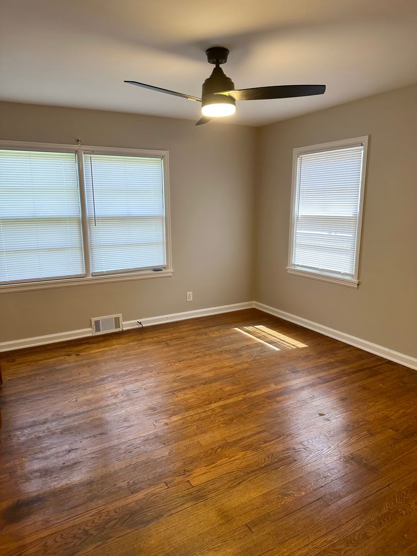 property for rent #7