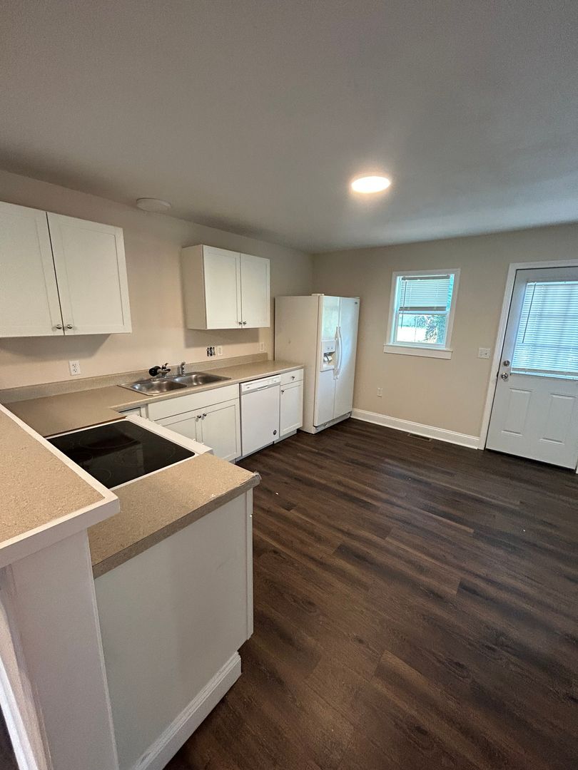 property for rent #5