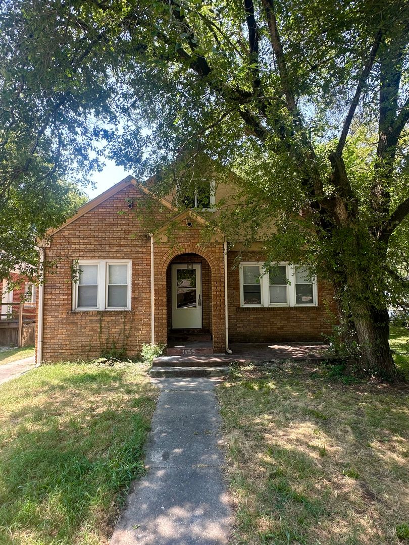 property for rent #1