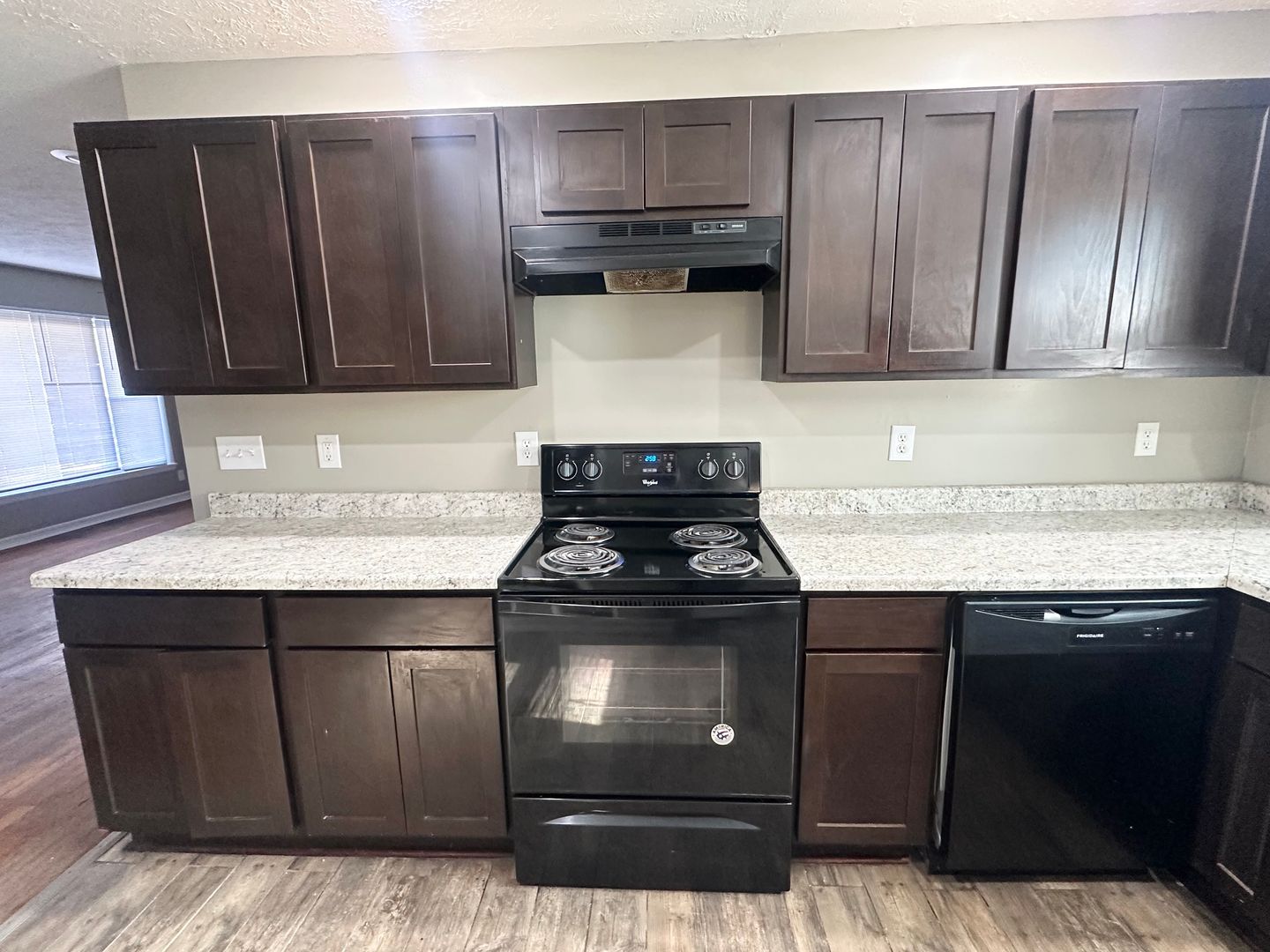 property for rent #4