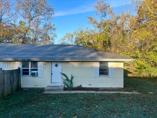 property 413-415 S. 8th Ave.