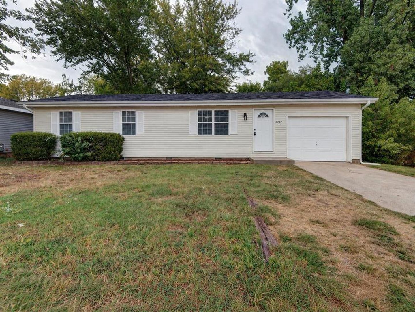property 2727 W. Nichols St.