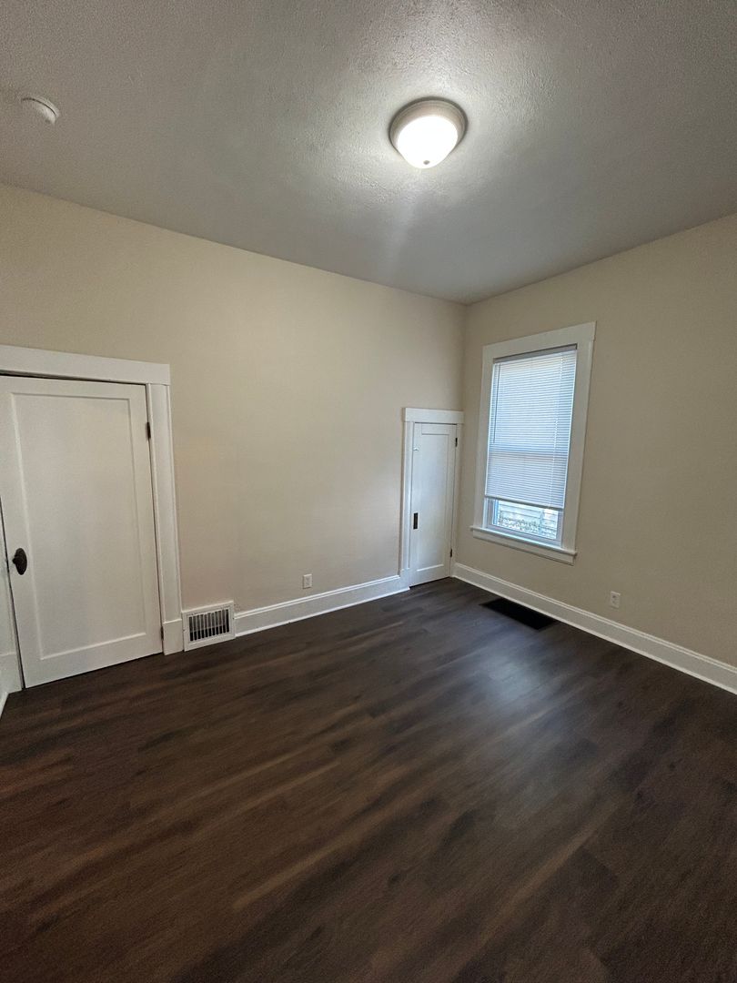 property for rent #3