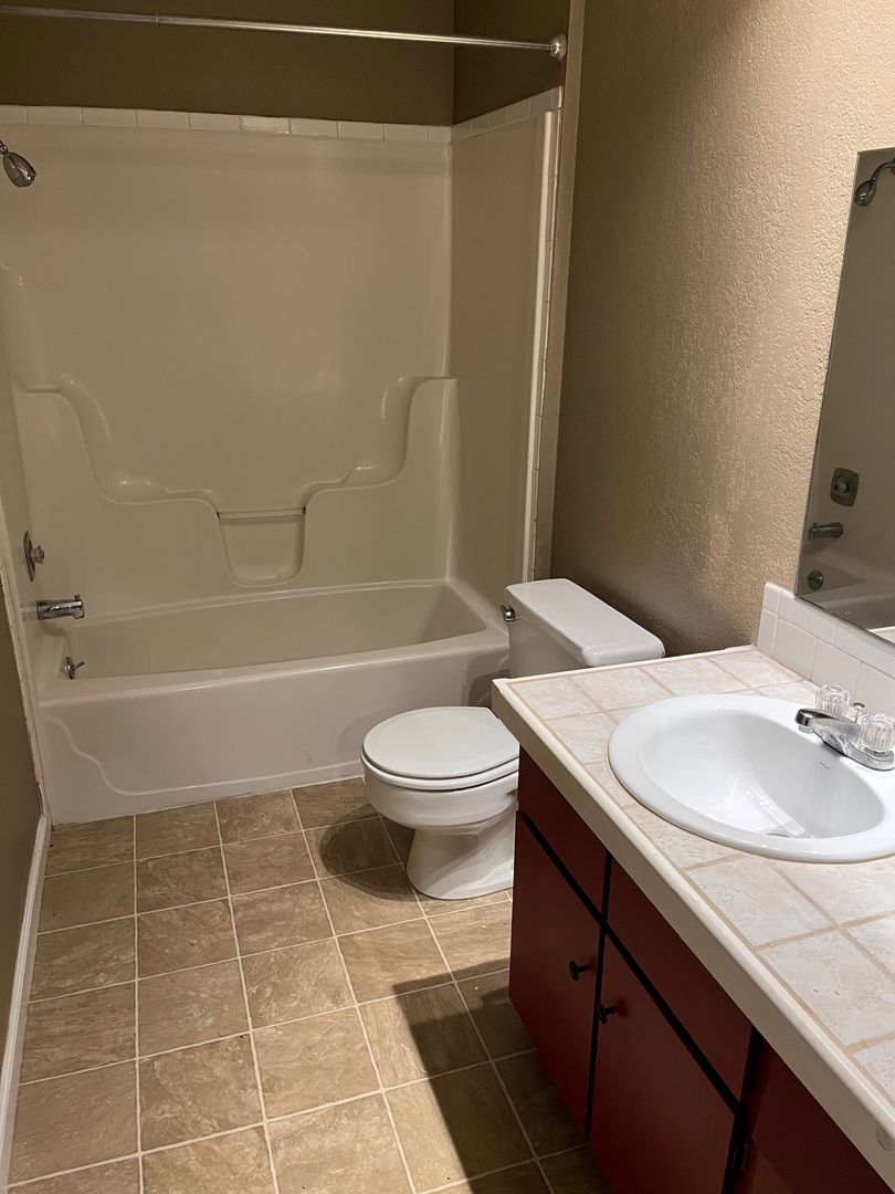 property for rent #5