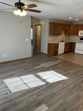 property 5591-5593 N. Brown Ln.