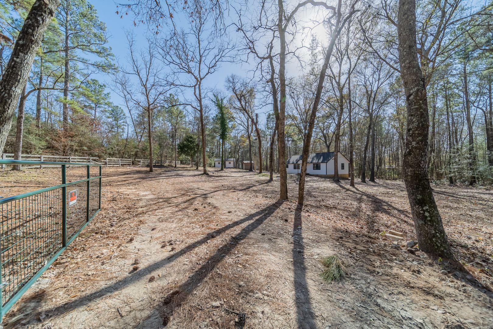 Conroe House: 12028 Cedar Lane