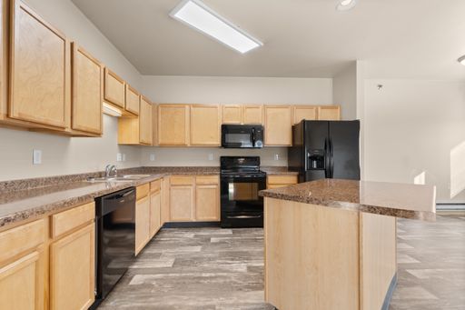 Stonebridge Villas – Private Entrances with 2-Car Garages Included – photo 1