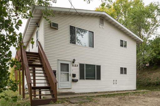 Now Pet Friendly 2 Bedroom! – photo 1