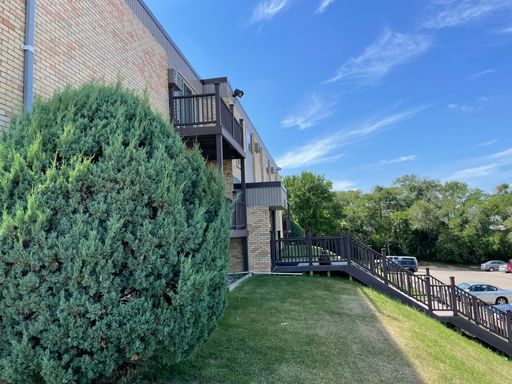 Summit Park - Pet Friendly & Central Location! – photo 1