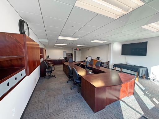 Furnished Office Space - Renaissance on Main Downtown – photo 1