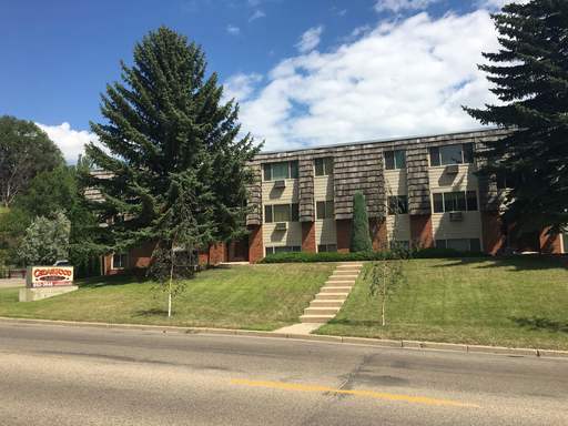 1430 8th Street NW, Minot, ND 58703