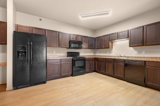 Stonebridge Villas – Private Entrances with 2-Car Garages Included – photo 1