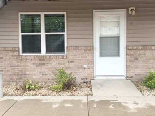 722 22nd St NW - #8, East Grand Forks, MN 56721