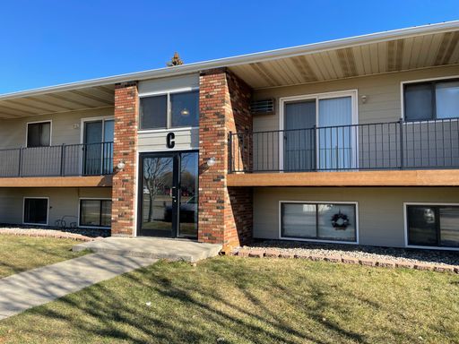 Cedarwood North Apartments - Pet Friendly with Heat Paid! – photo 1