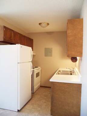 525 Park Street #9, Minot, ND 58701