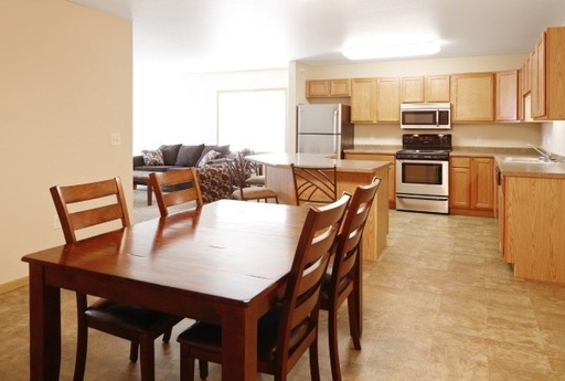 Prairie Heights Apartments - Located in NW Minot – photo 1
