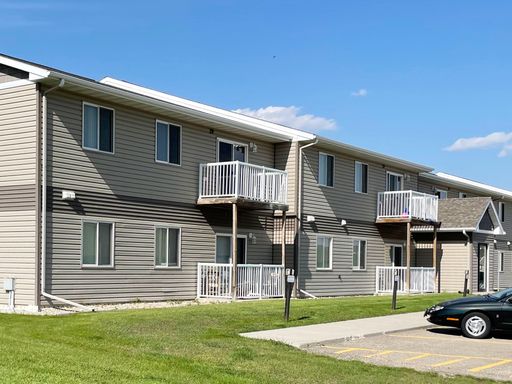 Lindenwood Apartments *Free Cable & WiFi!* – photo 1