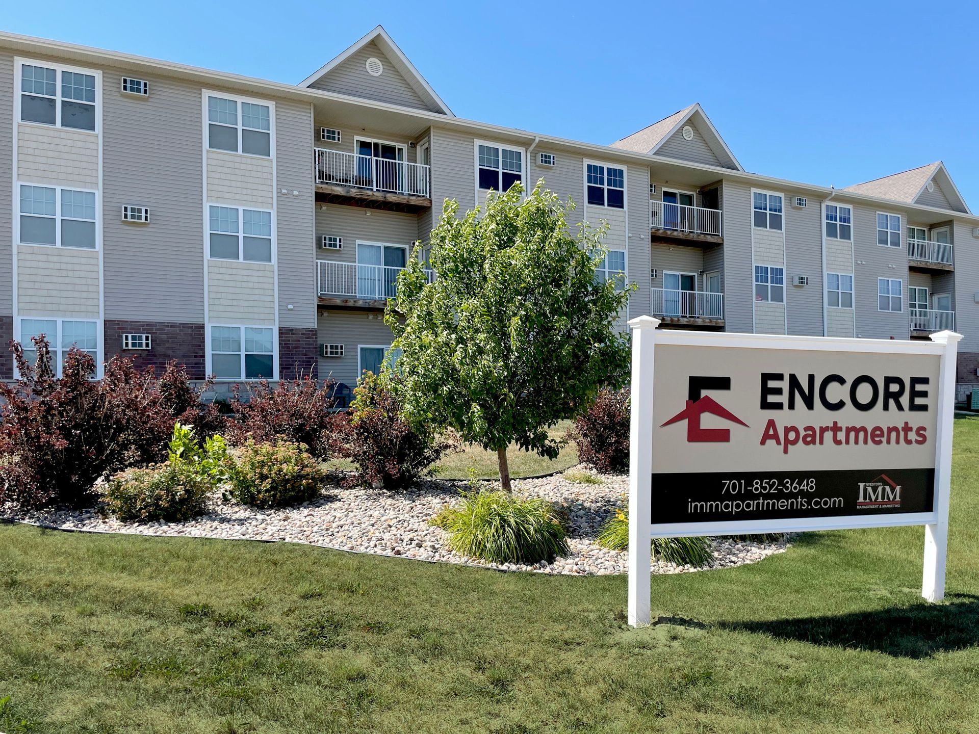 Minot Apartment: 3321 7th Street NE