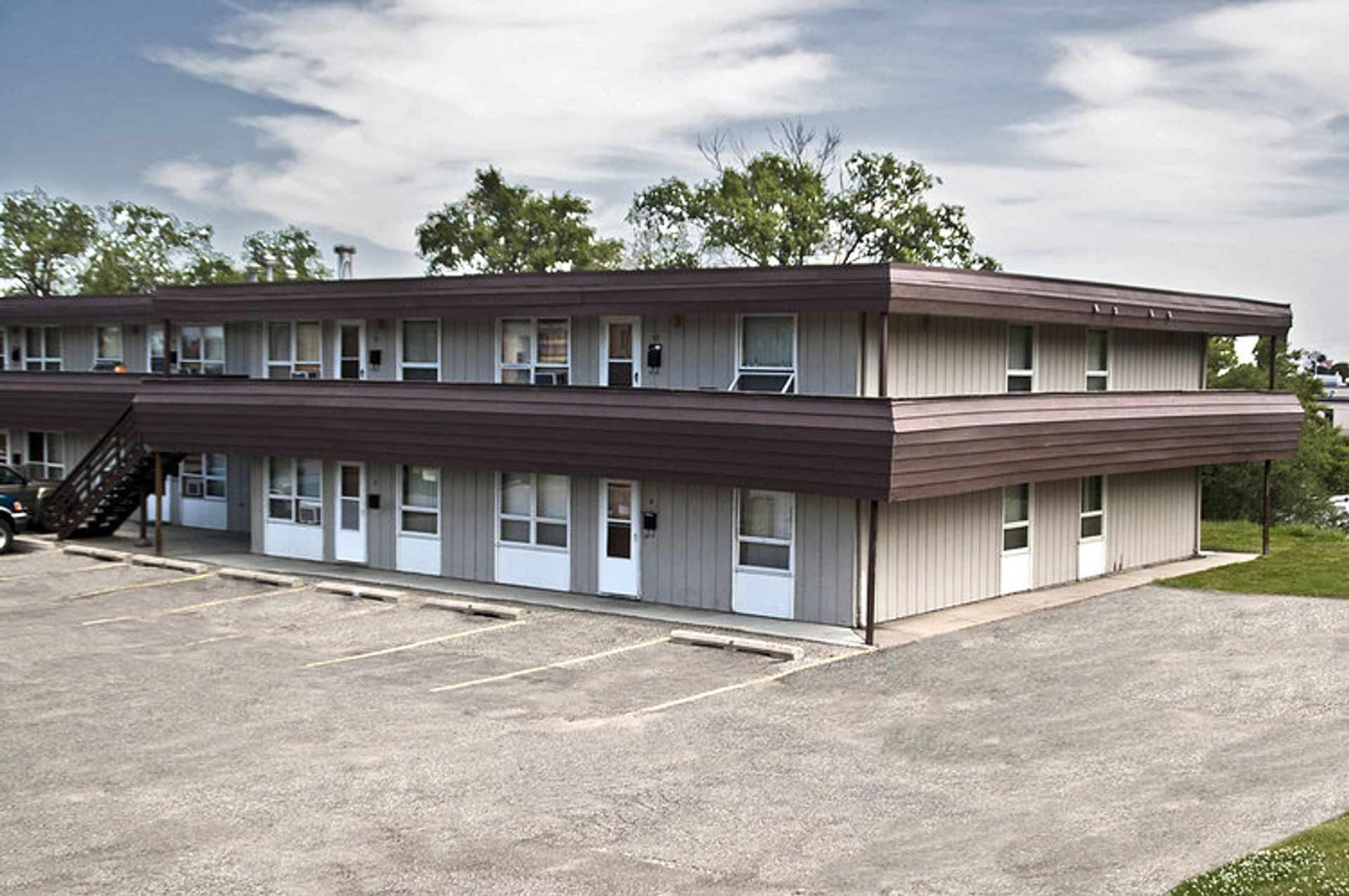 Minot Apartment: 505 4th Street SW