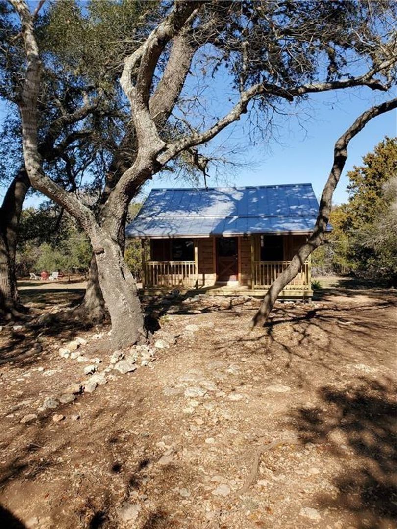 Wimberley House: 226 Cypress Creek