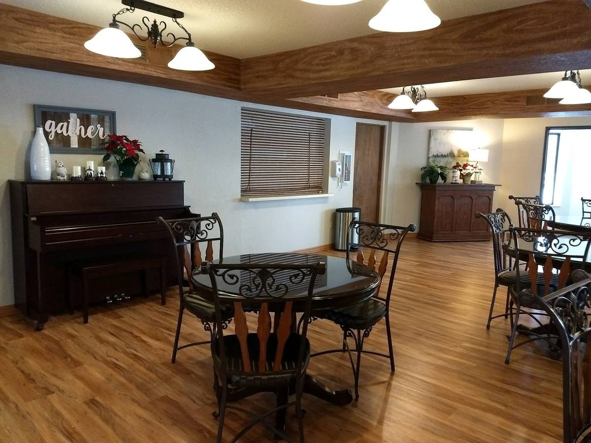 Island Place Apartments 9 of 12