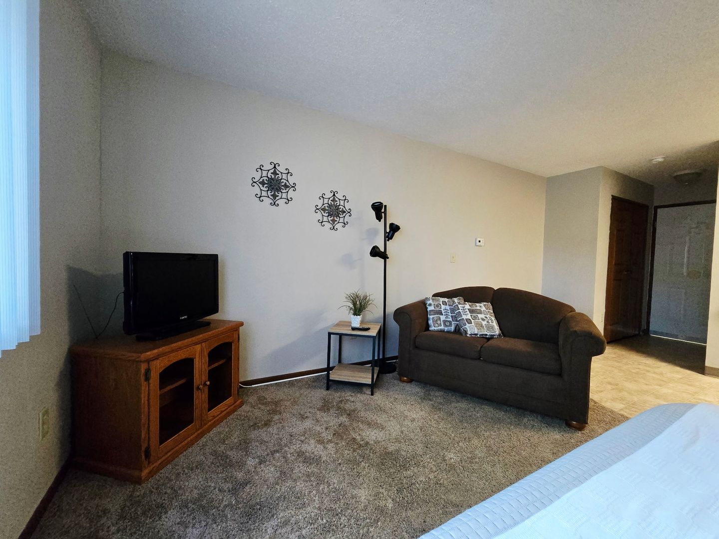 Island Place Apartments 4 of 8
