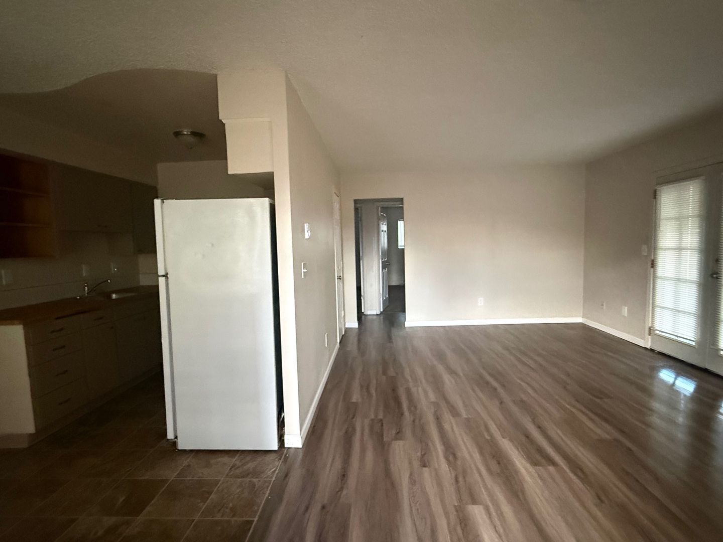 Vancouver Apartment: 1806 E Fourth Plain Blvd