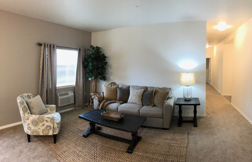 1/2 off 1st Month's Rent - Two Bed, Two Bath, Large Walk-in Closet - With Garage!!!