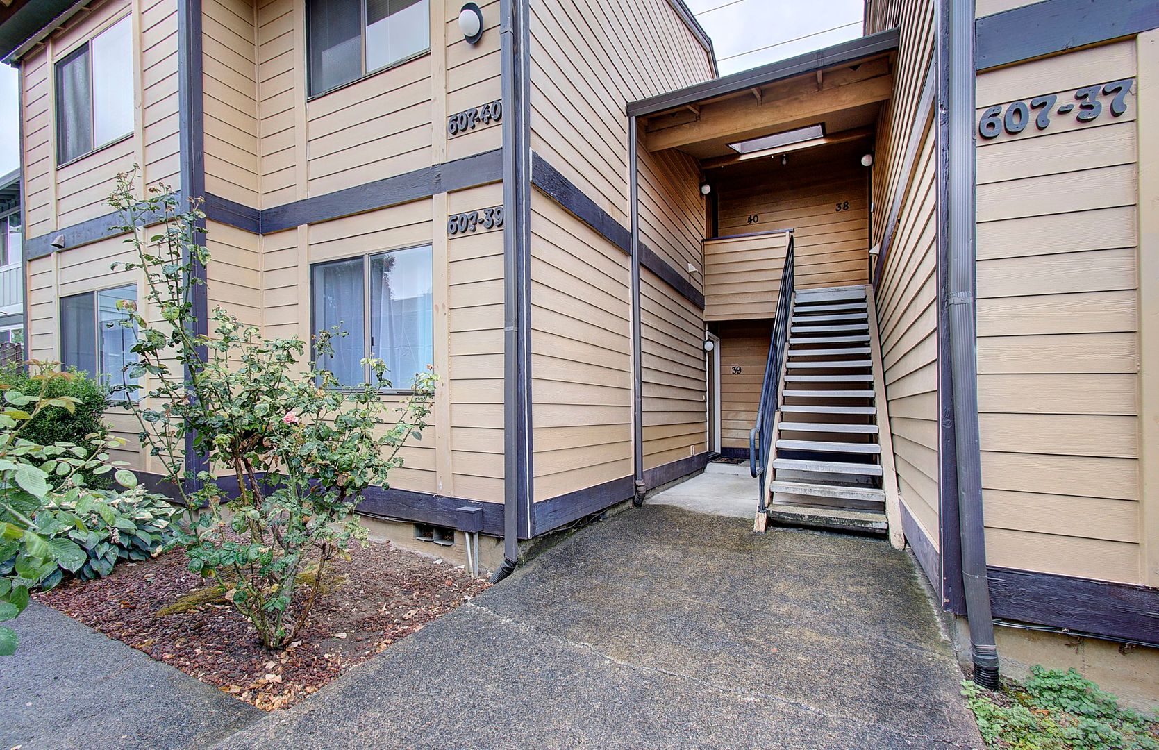 Vancouver Condo: 607 SE 121 Ave #39