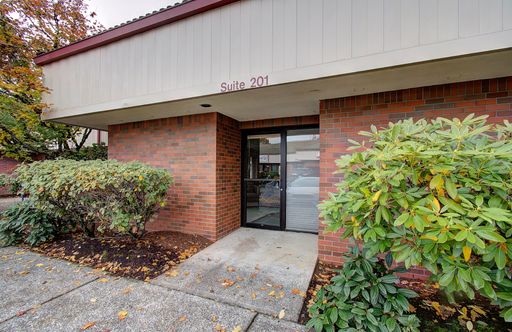 MEDICAL & OFFICE SPACE FOR LEASE – EAST VANCOUVER – photo 1