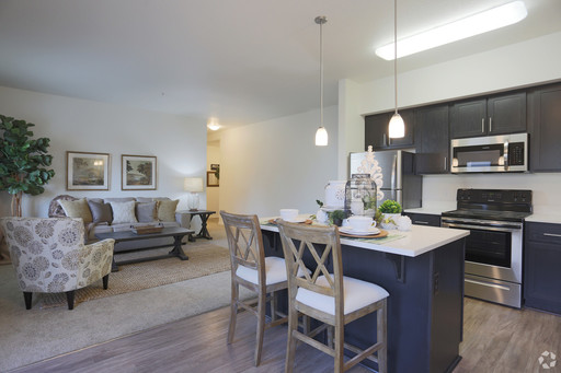 Lavish Washougal Apartment 2-bedroom, 2-bathroom with -3rd Floor South