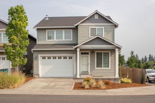 Two Story, 3 Bedroom Home Near 5 Corners! – photo 1