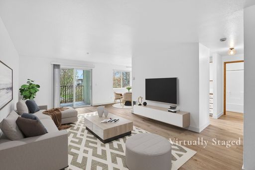1/2 off 1st Months Rent-Magnificent Cascade Park Location – photo 1