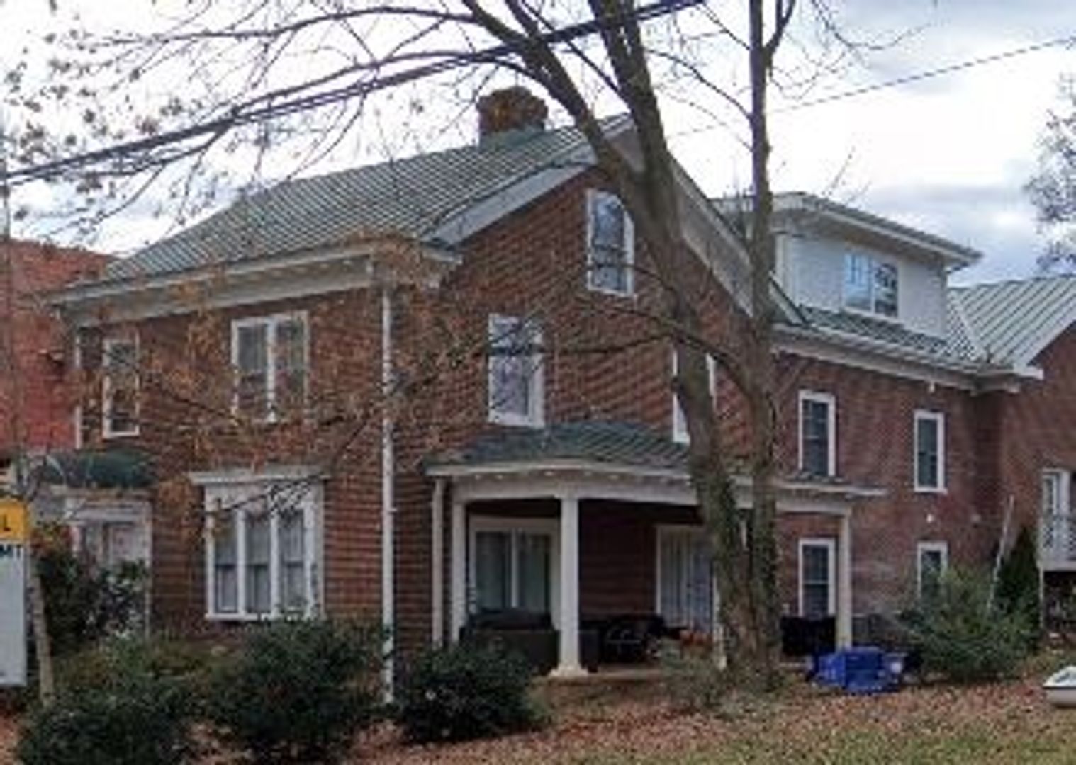 Charlottesville House: 515 14th St NW Apt B