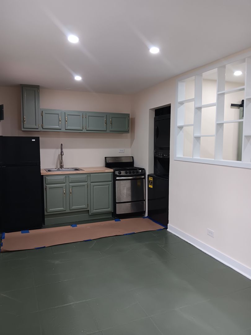 Charlottesville Apartment: 112 Cleveland Ave