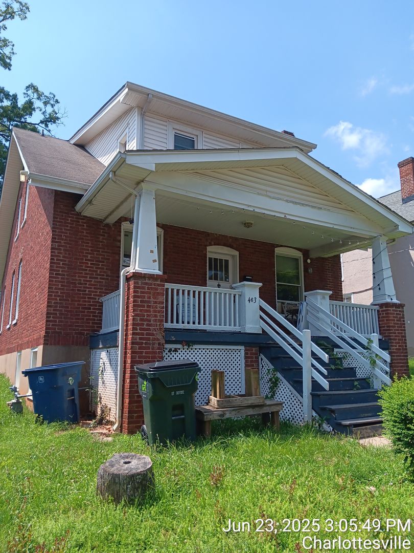 Charlottesville House: 463 14th St