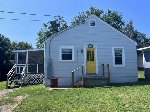 2 BR Belmont Area Cottage Heart of Downtown – photo 1