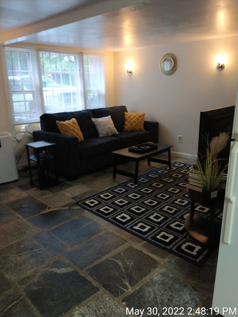 Charlottesville House: 514 1/2 Valley Rd B