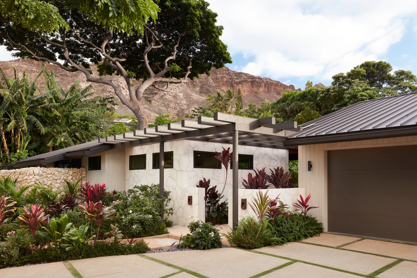 Exclusive Diamond Head Luxury Estate – A Private Oasis in Paradise
