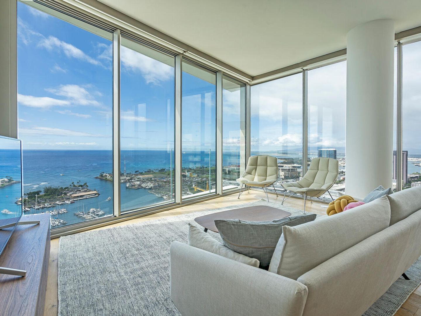 Honolulu Condo: 1001 Queen St. #3901