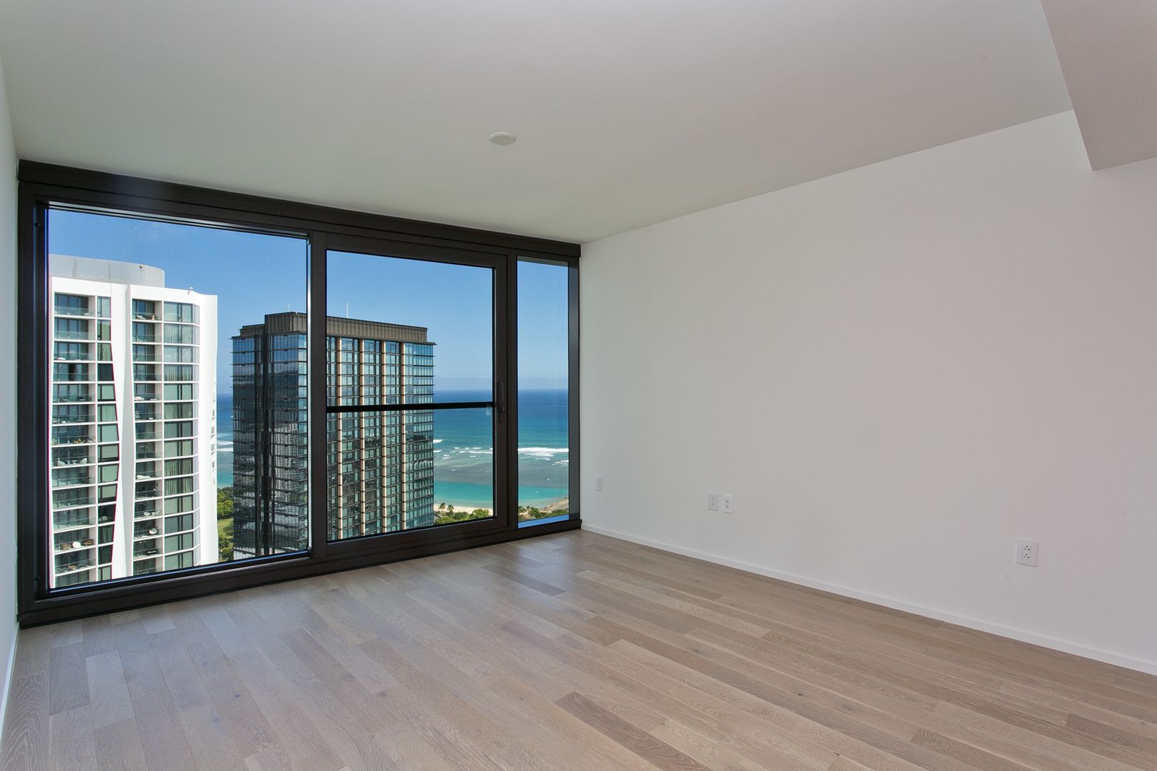 Honolulu House: 333 Ward Avenue #3706