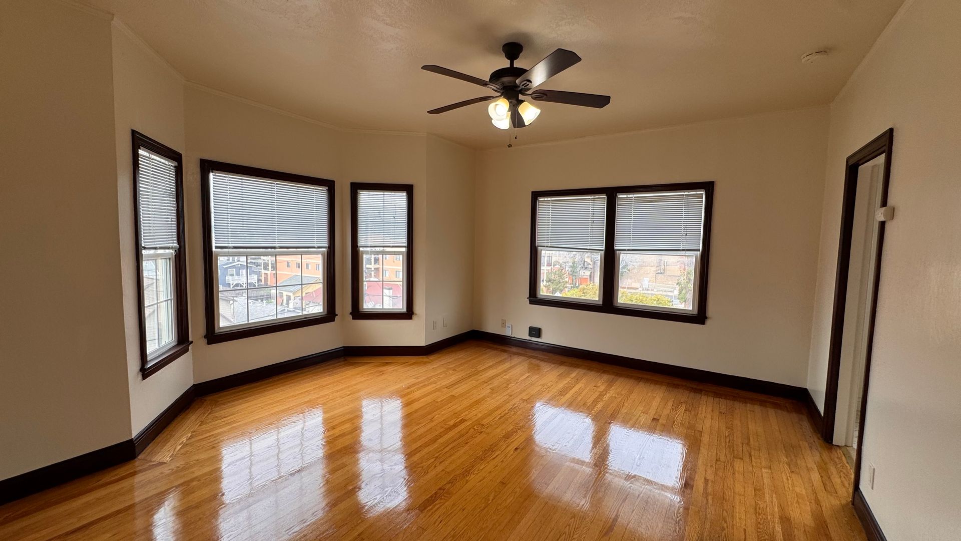 Richmond Apartment: 144 13th St.