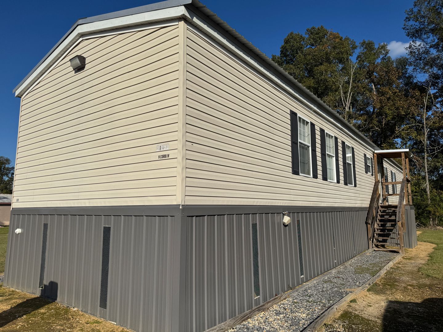 Walker House: 31693 N. Corbin Rd.