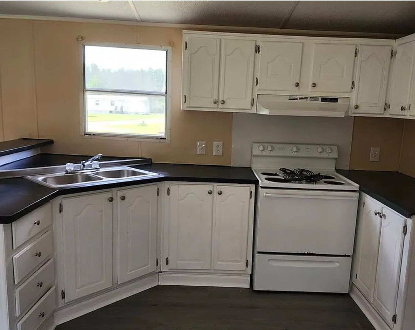 212 R Bar M Ranch Road