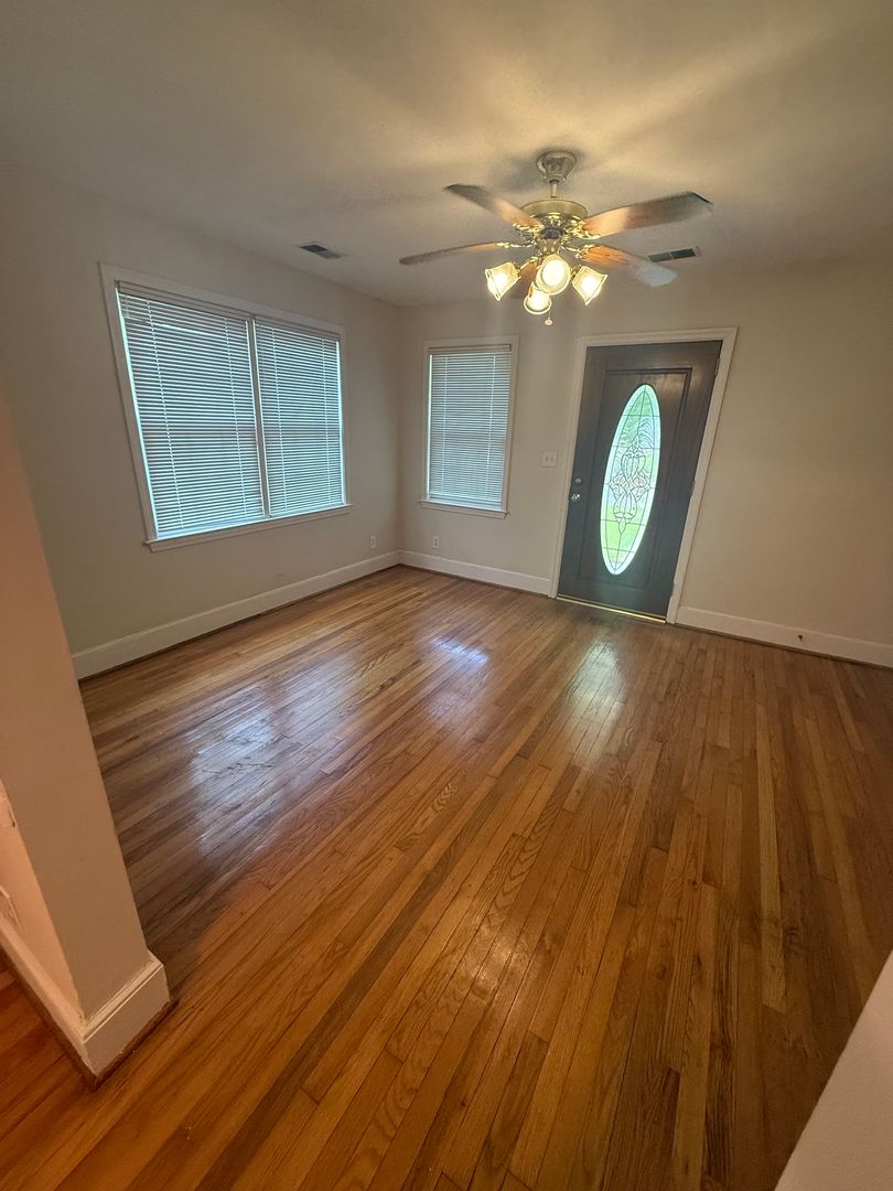 Florence Apartment: 1314 Edgewood